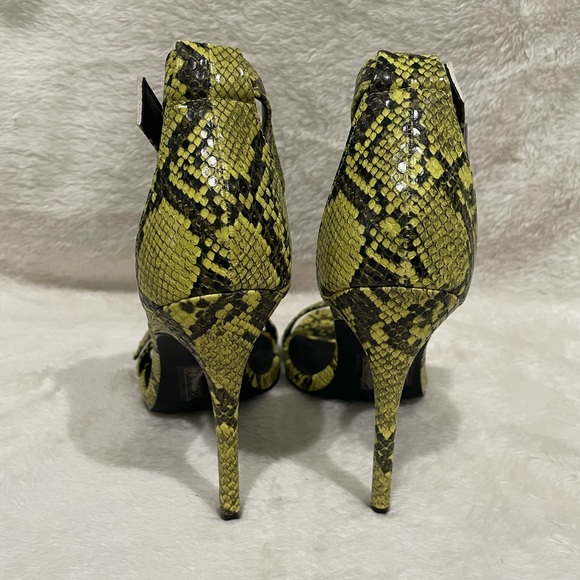 Qupid snakeskin print heels strap heels stiletto faux snake skin - Picture 4 of 11